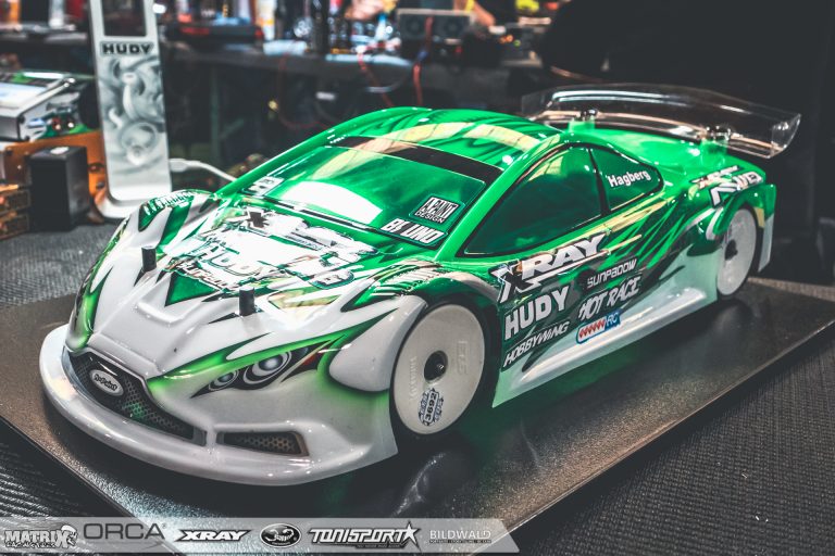 Under the Hood – Alexander Hagberg`s Xray X4