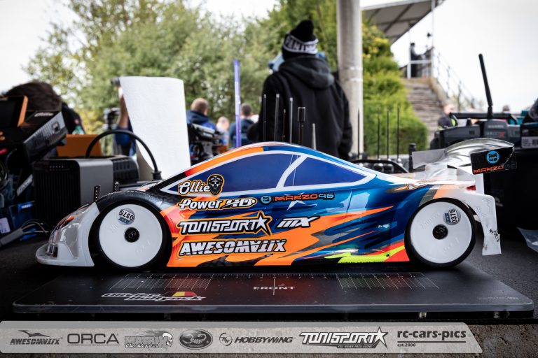 Under the Hood – Olivier Bultynck`s Awesomatix A800MMX