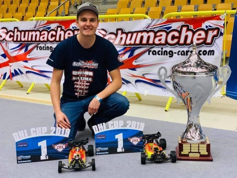 Neumann leaves Schumacher Racing