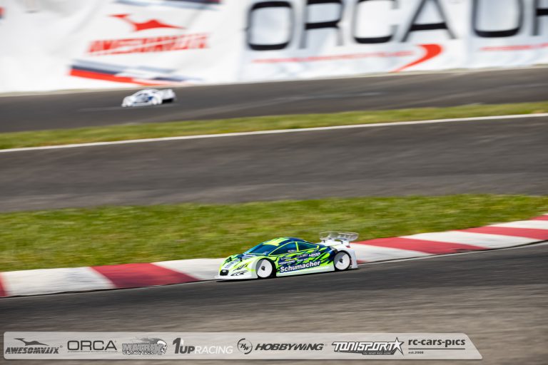 Orlowski takes opening qualifier in the Netherlands