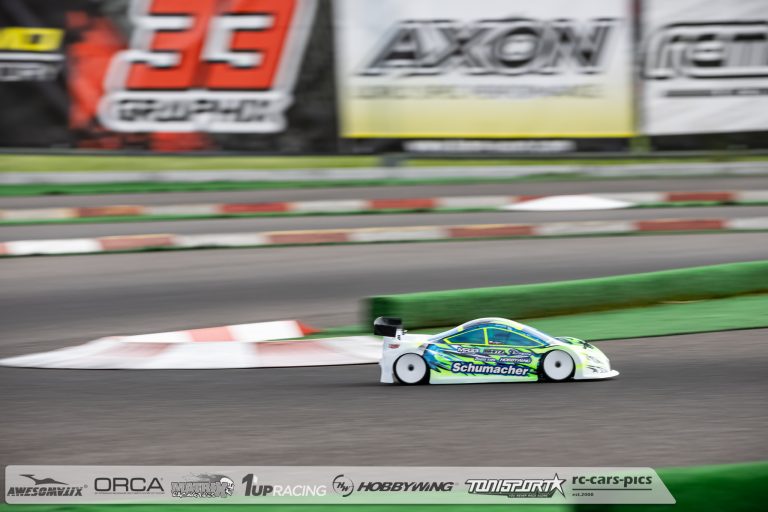 Orlowski fastest at opening day of ETS RD3 @ Arena33 in Germany