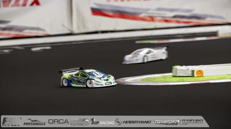 The world`s best demonstrating top-class RC racing at the Sporthotel Grafenwald