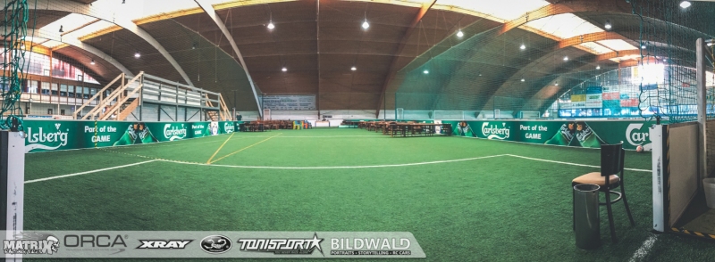 2021-10-09-Chucks-Raceway-11-innen-Panorama-Fahrerlager