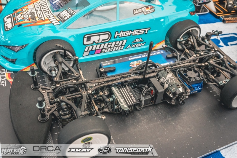 Under-the-Hood-–-Ronald-Volkers-Mugen-Seiki-MTC2-RD1S14-010