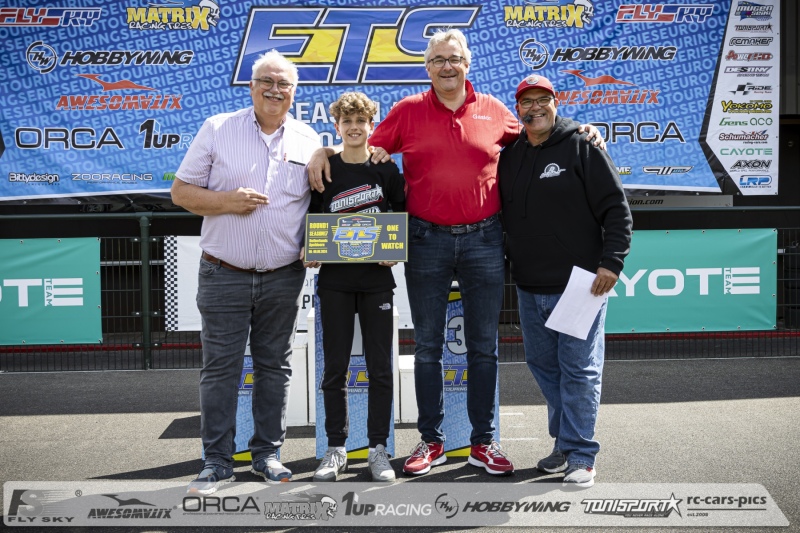 ETS-Round-1-17-Apeldoorn-Ceremony-28
