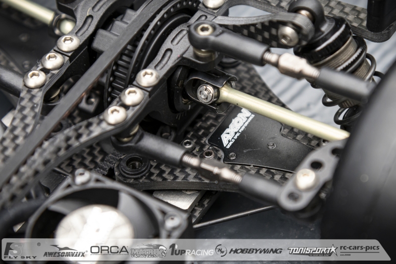 Under-the-Hood-Axon-Akio-23