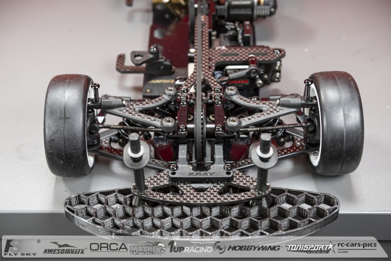 Under-the-Hood-Alexander-Hagbergs-Xray-X4-2024-RD6S16-015