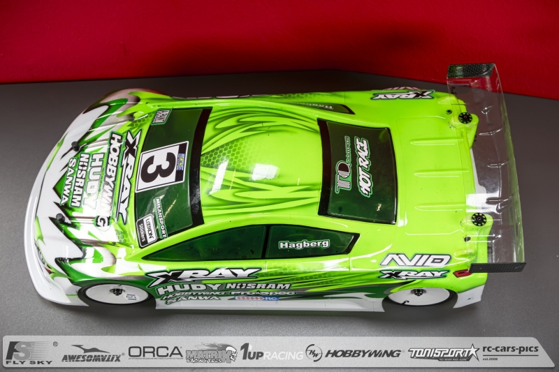 Under-the-Hood-Alexander-Hagbergs-Xray-X4-2024-RD6S16-027