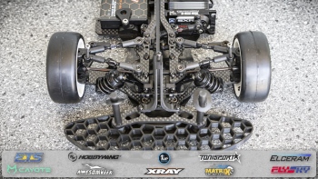 ETS-Round-2-19-Hudy-Arena-Unter-the-Hood-Xray-X26-12-von-22