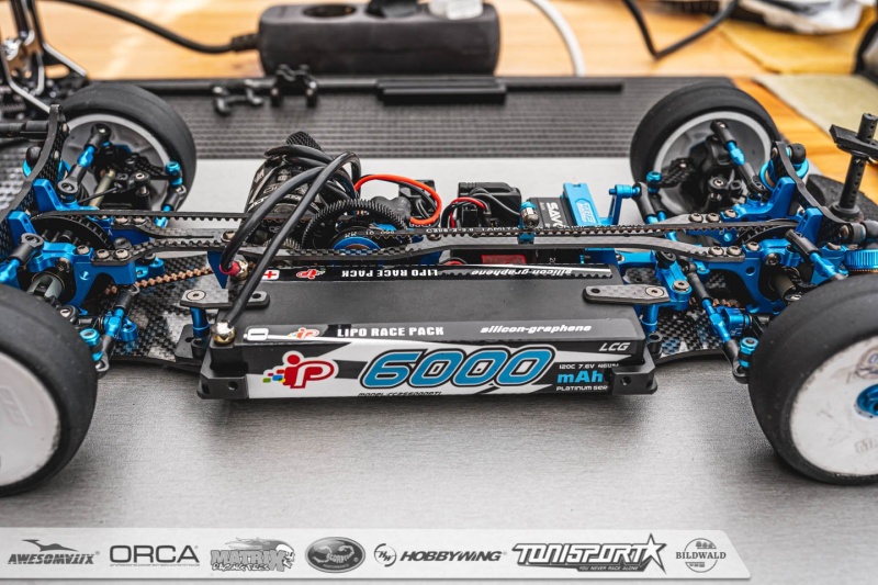 Under-the-Hood-Andre-Heskamp-TAMIYA-TRF420x-RD1S15-0004