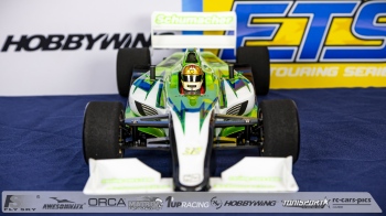 Unter-the-Hood-Andreas-Stiebler-Schumacher-ICON-WE-4