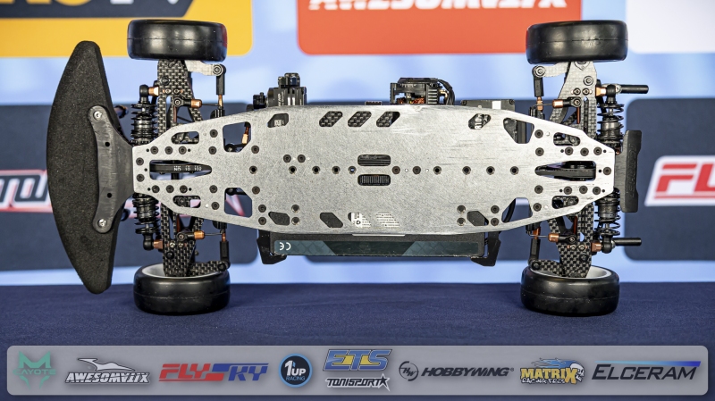 ETS-Round-1-18-Apeldoorn-Under-the-Hood-RCMaker-10