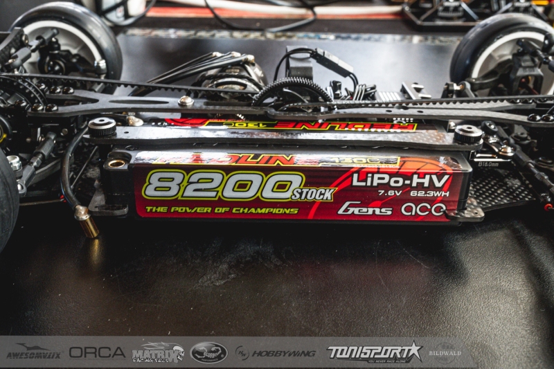 Under-the-Hood-Enrico-Jung-Yokomo-BD11-RD3S15-0003