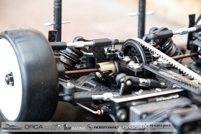 Under-the-Hood-Yokomo-BD12-Enrico-Jung-14