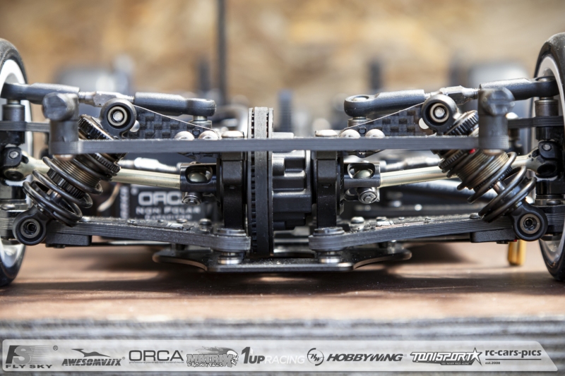 Under-the-Hood-Axon-25