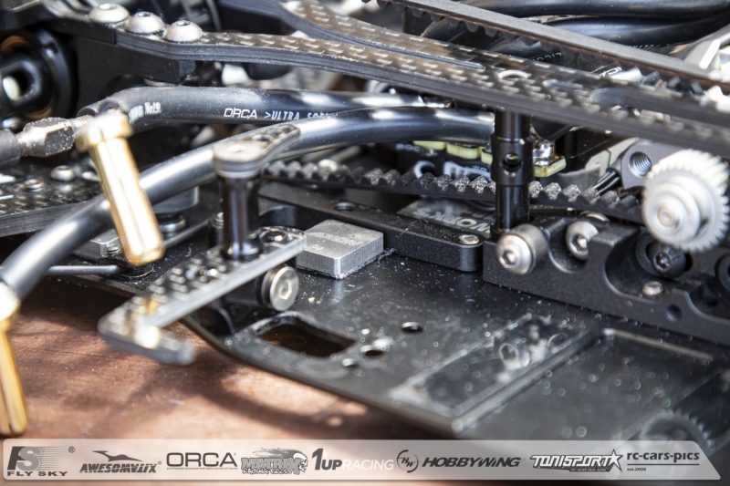 Under-the-Hood-Axon-28