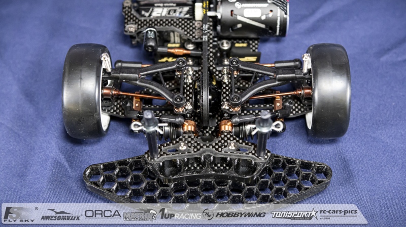 Unter-the-Hood-RC-Maker-SP1-F-Jonas-Volker-16