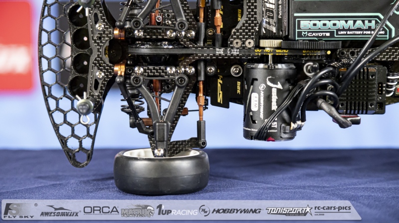 Unter-the-Hood-RC-Maker-SP1-F-Jonas-Volker-6
