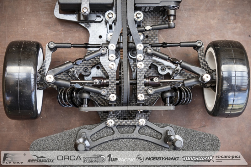 Under-the-Hood-Schumacher-24
