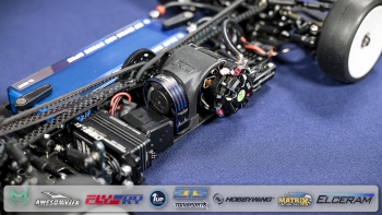 Under-the-Hood-Mugen-Soren-Sparbier-10-von-17