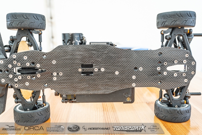 Under-the-Hood-Stefan-Schulz-XRAY-X4F-RD2S15-0007